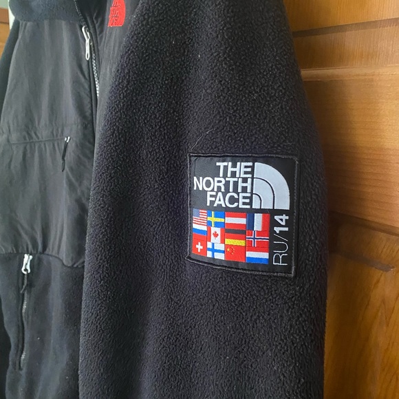 Limited edition Northface Dinali RU14 men’s fleece. Perfect condition. - Picture 2 of 4